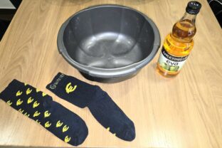 Slováci čoraz častejšie siahajú po octových ponožkách