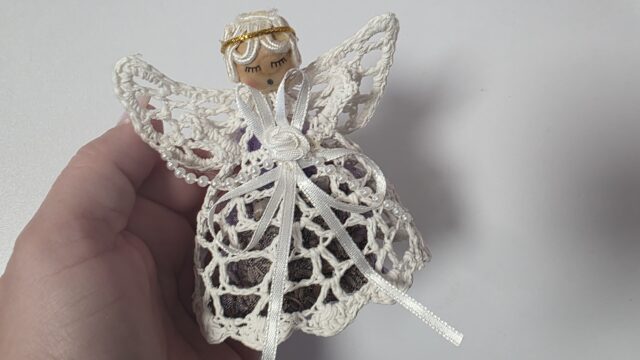 vianočná ozdoba zo škrobu