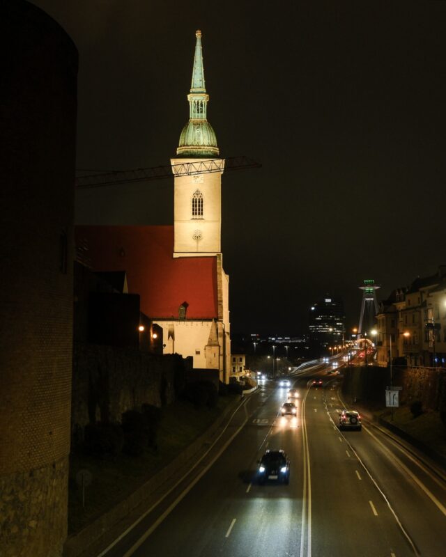 Dom sv Martina svetlo