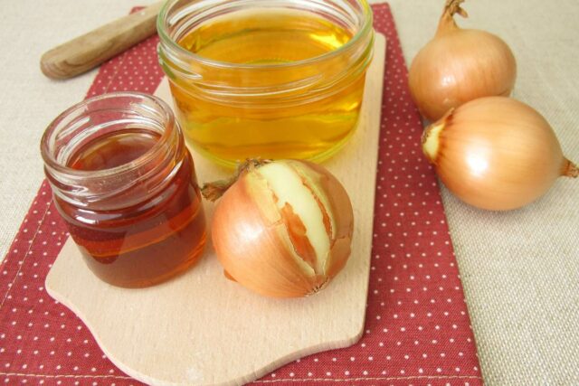 Cibuľa med recept na chrípku