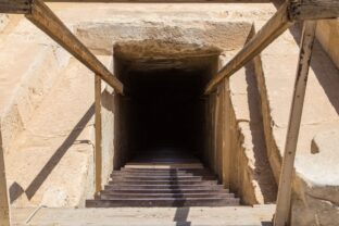 Džedefreho pyramída v Abú Rawáši