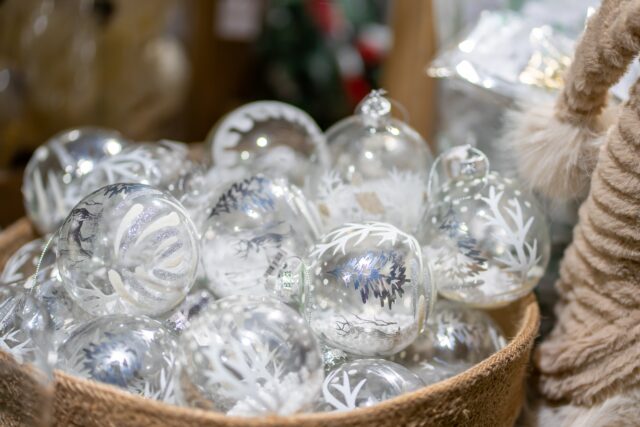 Sklenené vianočné gule