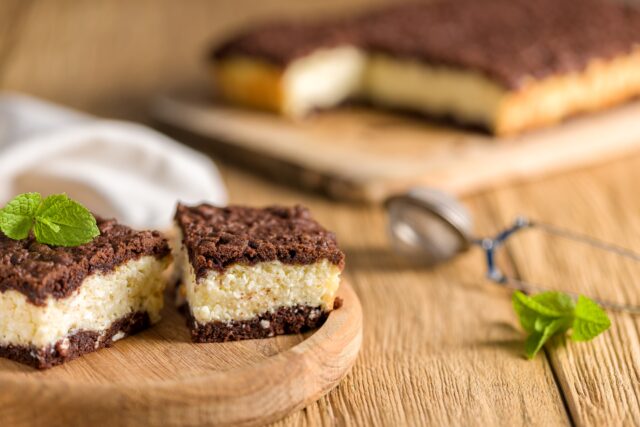 Strúhaný tvarohový koláč