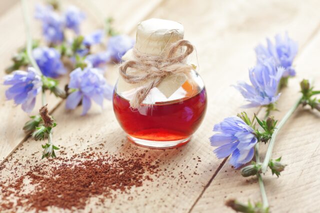 Domáci sirup z koreňa čakanky