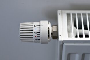 vypínať radiátory