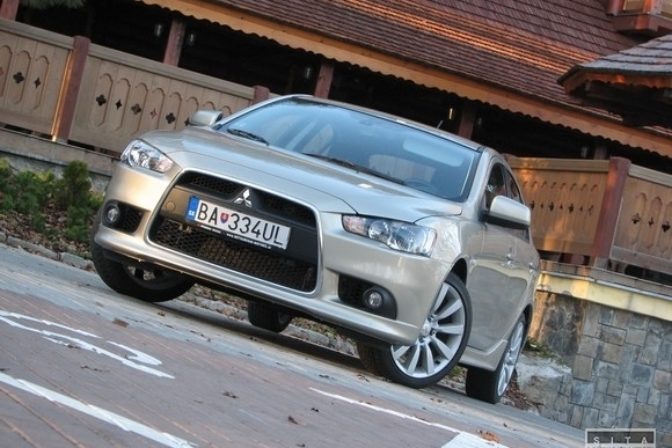 Mitsubishi Lancer Sportback 1.8 MIVEC