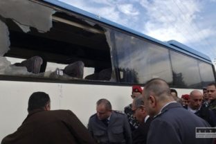 Prepadnutý autobus _ Sýria