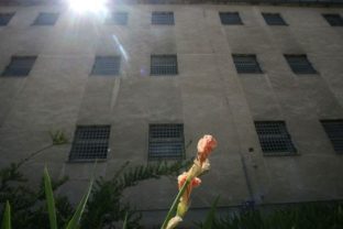 Väznica v Leopoldove