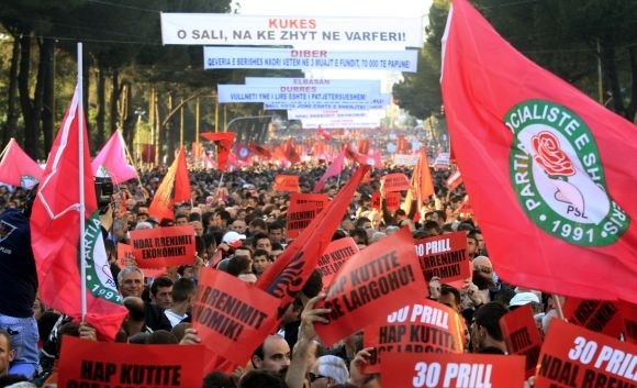 Protest, Tirana