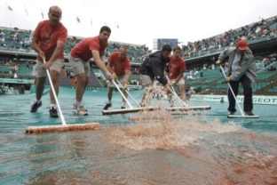 Roland Garros prerušený