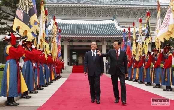 Čínsky premiér v Soule