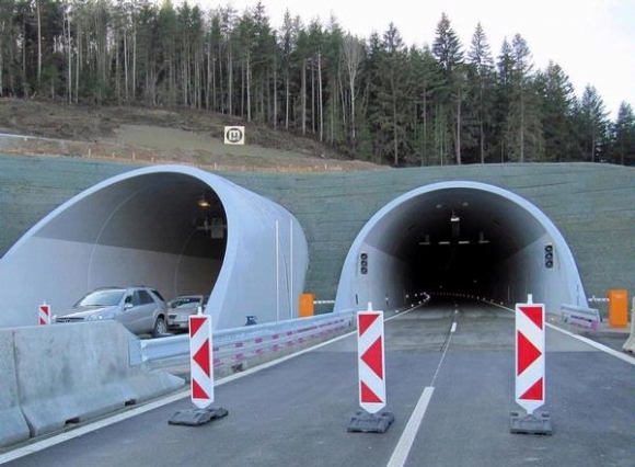 Marti Contractors, tunel D1
