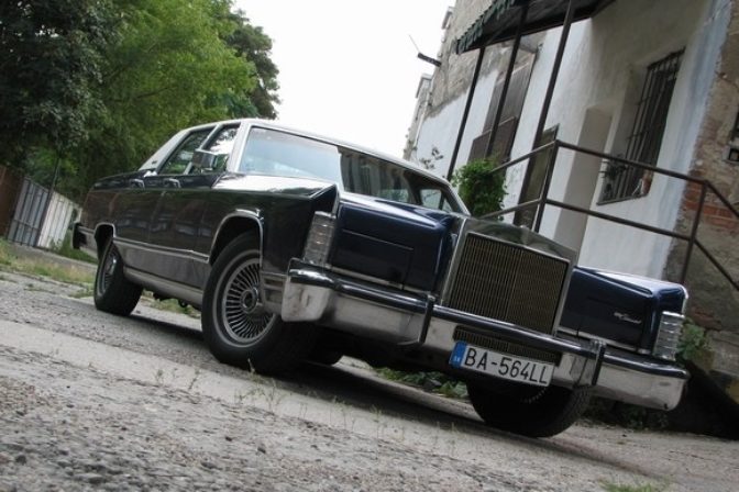 Lincoln Continental