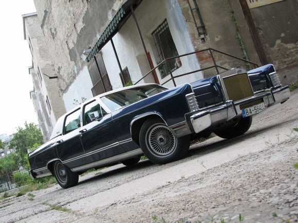 Lincoln Continental