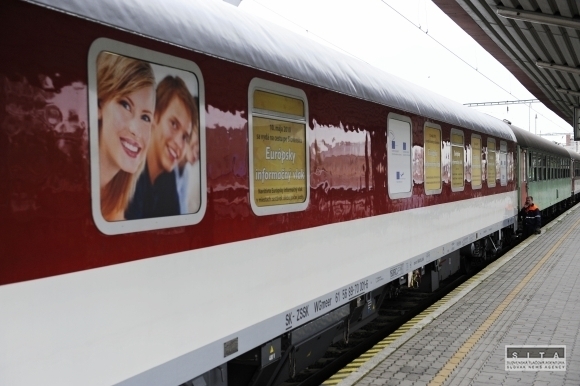 Slovensko brázdi Európsky informačný vlak