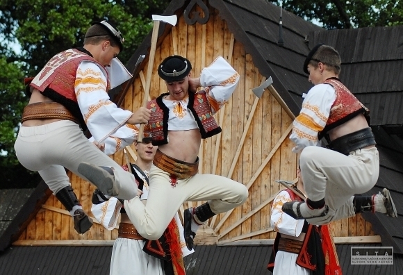 Folklórne slávnosti pod Poľanou
