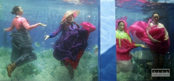 Underwater Hanbok Fashion Show