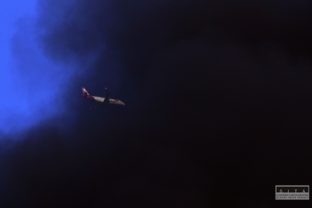 V Brazílii horí fabrika na výrobu farieb