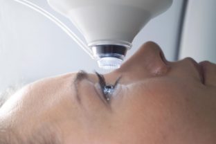 Laser operácia oka
