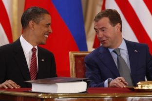 Obama, Medvedev