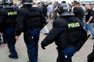Polícia