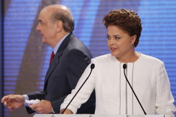 Rousseffová, Serra