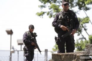 Polícia, Salvádor
