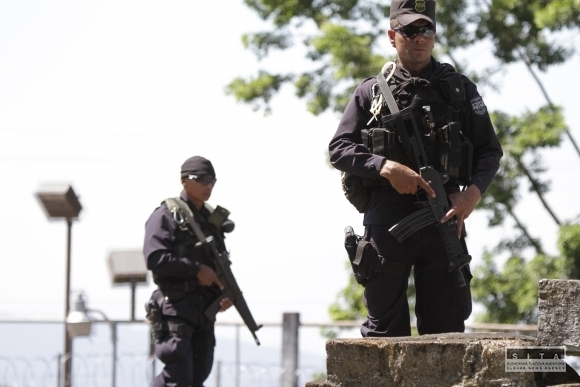 Polícia, Salvádor