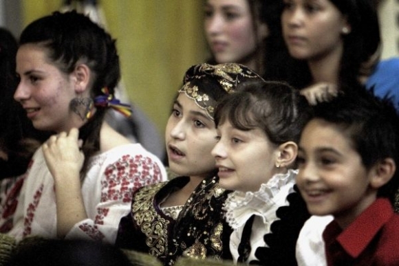 Rómske deti, Rumunsko