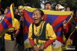 Tibeťania protestujú v Indii