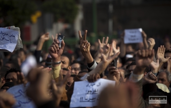 Egypťania žiadajú hlavu prezidenta Mugaraka
