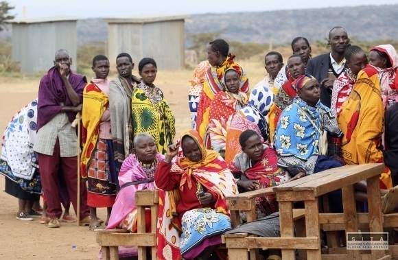 Keňania hlasujú o novej ústave