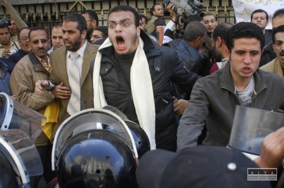 Káhira zažila demonštráciu podľa tuniského vzoru