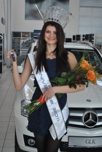 Miss Universe SR už má auto doma