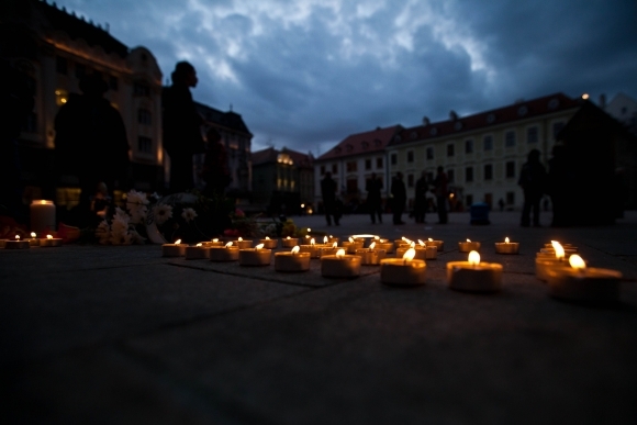 Slováci si uctili obete katastrofy v Japonsku