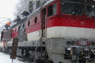 V Banskej Bystrici horel rušeň osobného vlaku