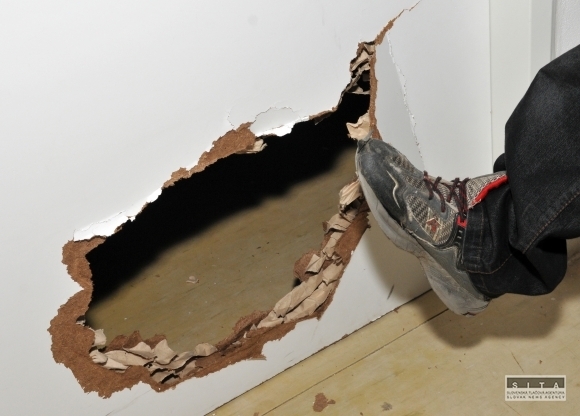 Zničený školský majetok