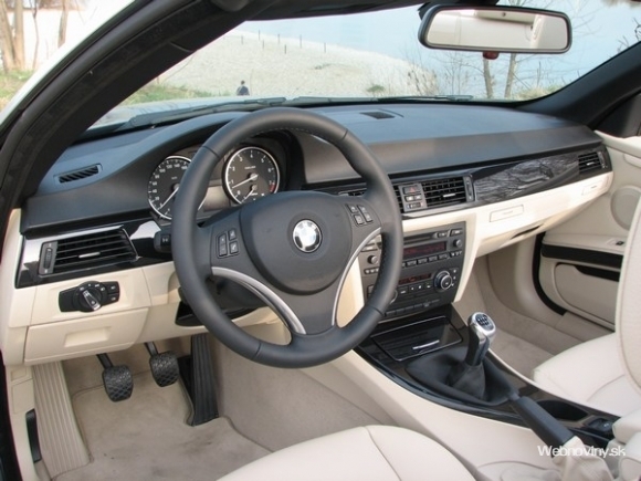 BMW 320i Cabrio