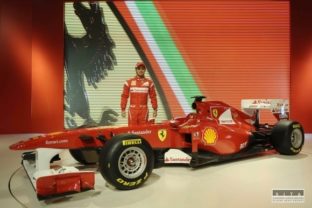 Ferrari predstavili svoj stroj