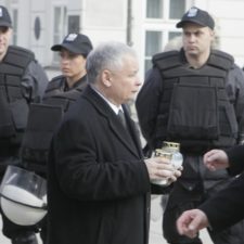 Poľsko si pripomína tragédiu pri Smolensku