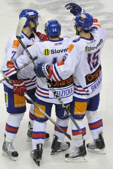Slovenskí hokejisti si poradili s Rakúskom
