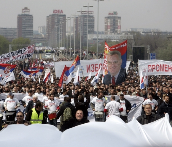 Srbské protesty proti vláde
