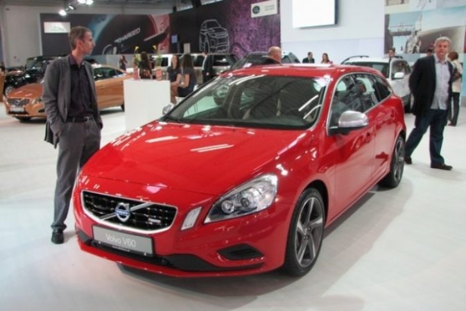 Volvo V60 R Design