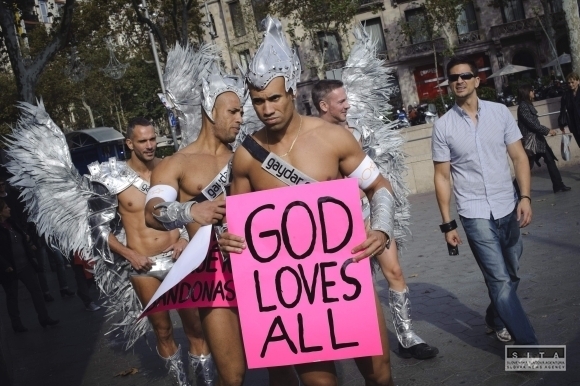 Homosexuáli pápežovi: "Boh miluje všetkých"