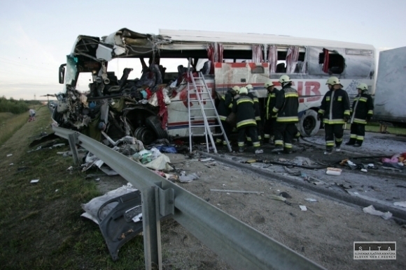 Autobus, havária, Maďarsko