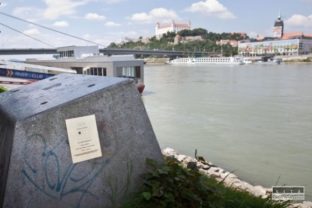 Bratislava most hrad wifi