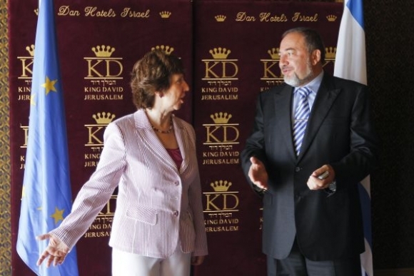 Catherine Ashtonová, Avigdor Lieberman