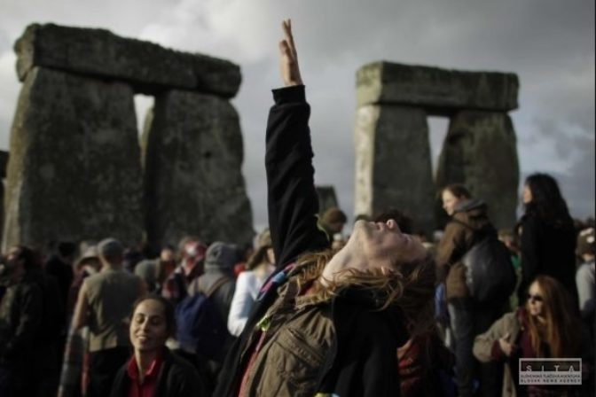 Davy privítali pri Stonehengu letný slnovrat