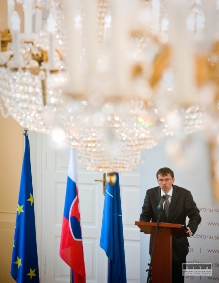 Minister Galko hodnotil obranu
