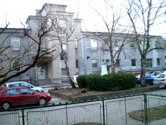 Nemocnica s poliklinikou v Šahách